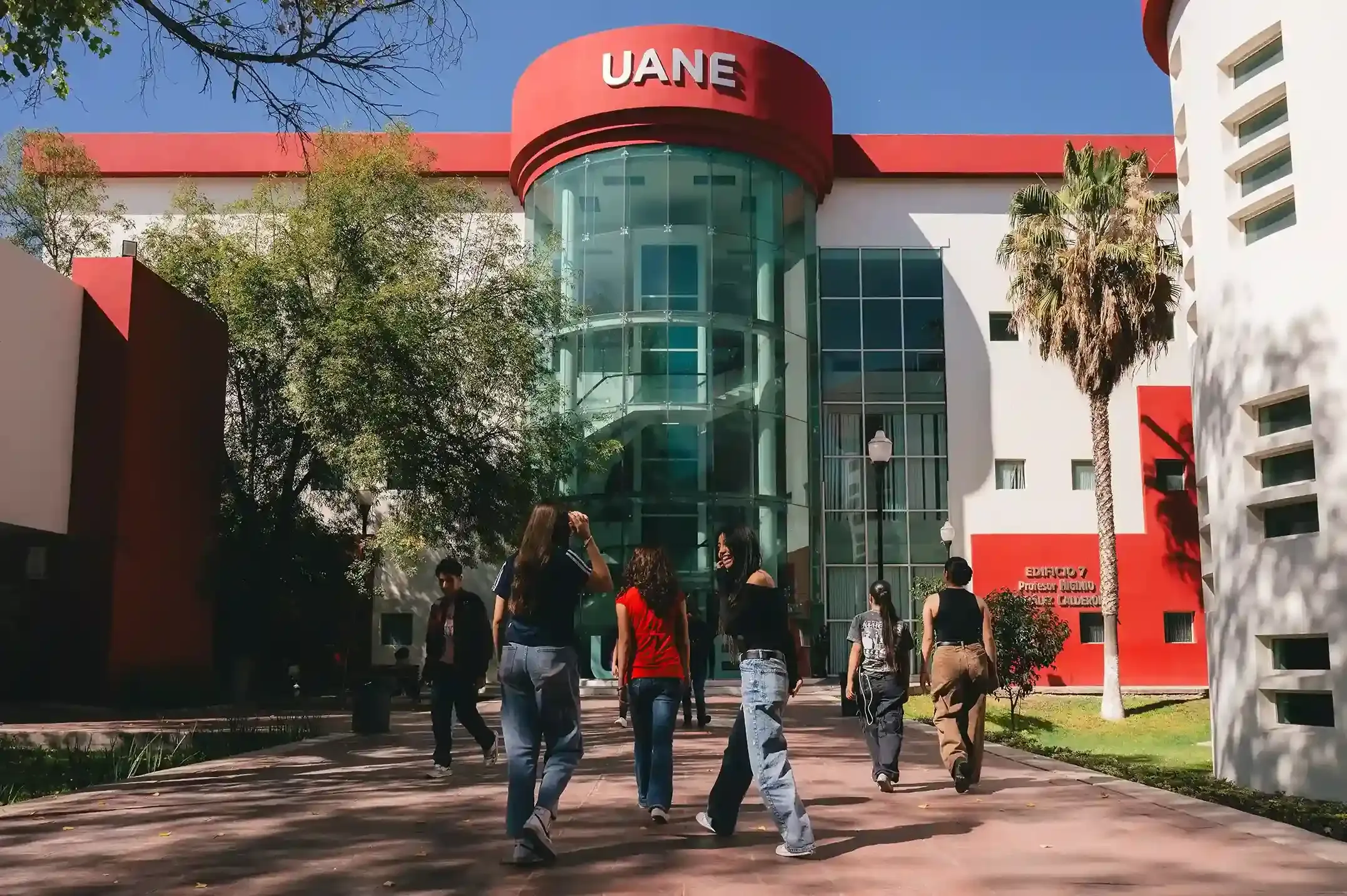 campus-general-uane-mexico